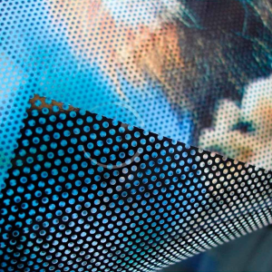 GIGANTOGRAFIAS IMPRESIÓN EN VINIL MICROPERFORADO